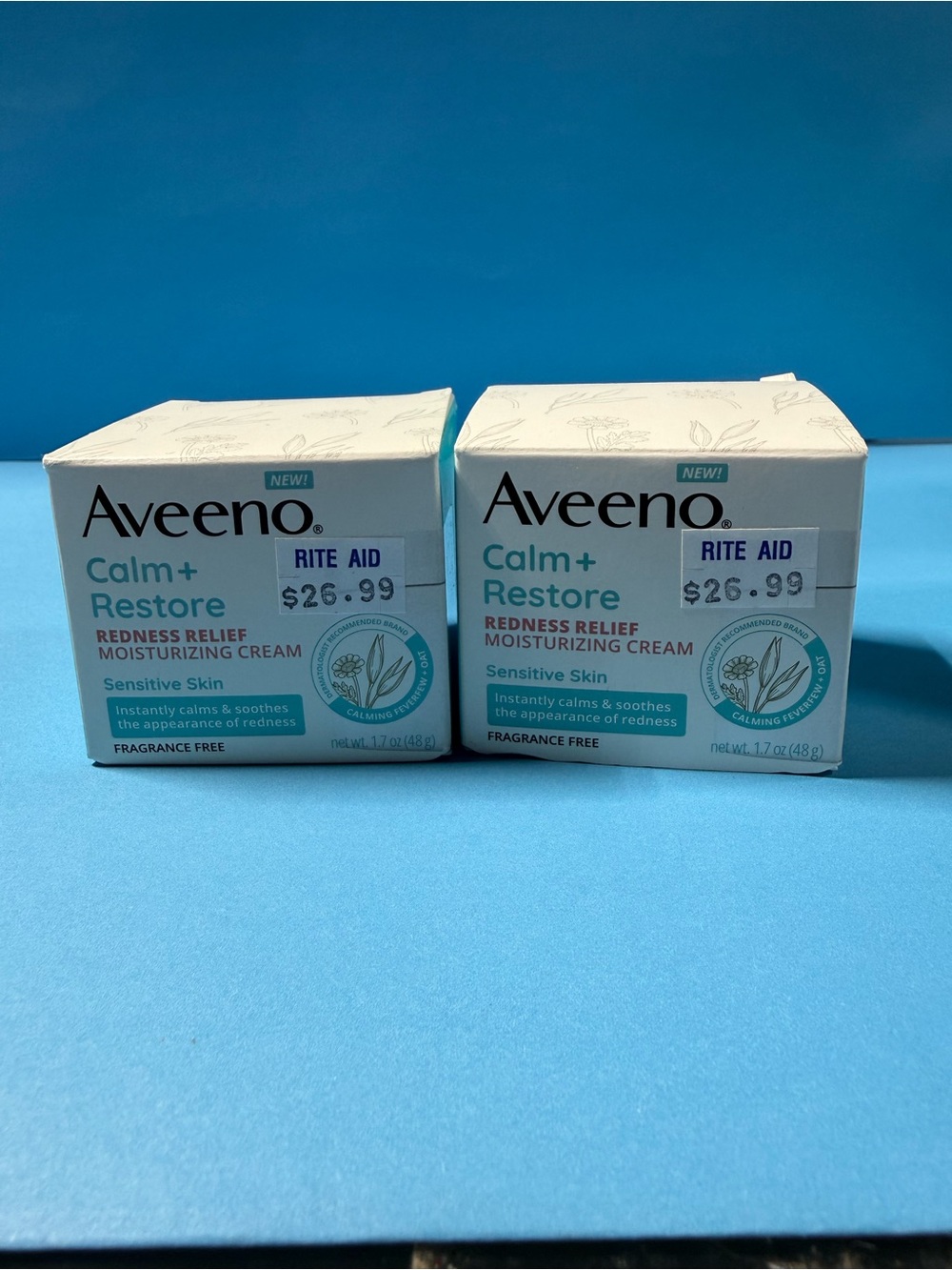 Aveeno Calm + Restore Redness Relief Moisturizing Cream - White